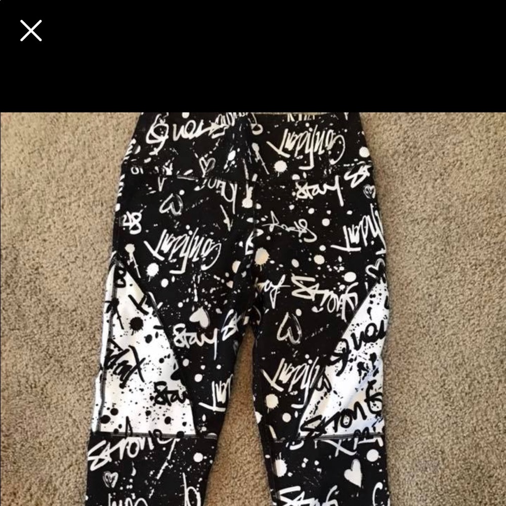 Demi Lovato by fabletics size M work out pants